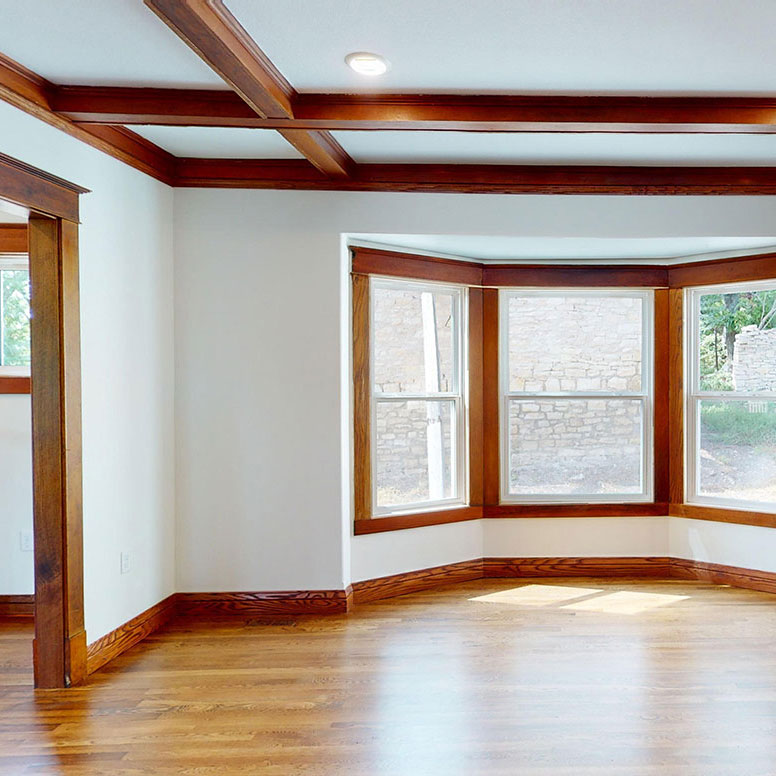 Spacious Drawing Area