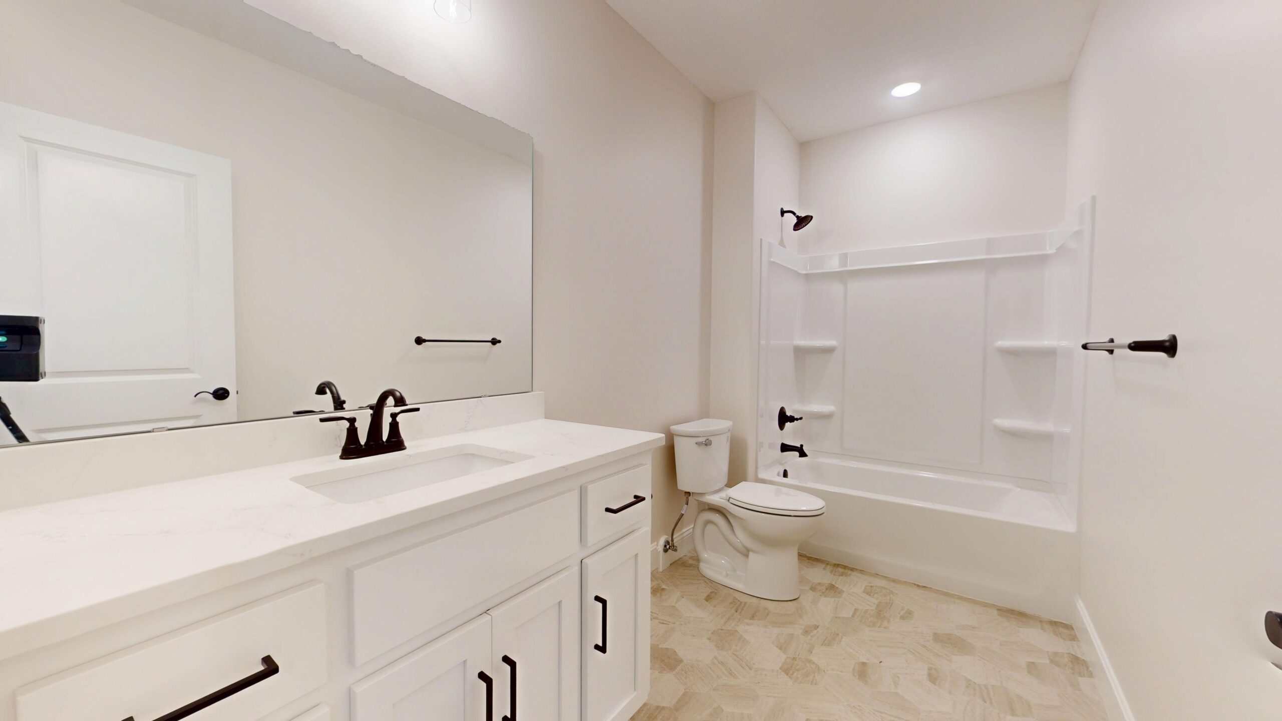 Adalyn-20814-W-188th-09242025_134917