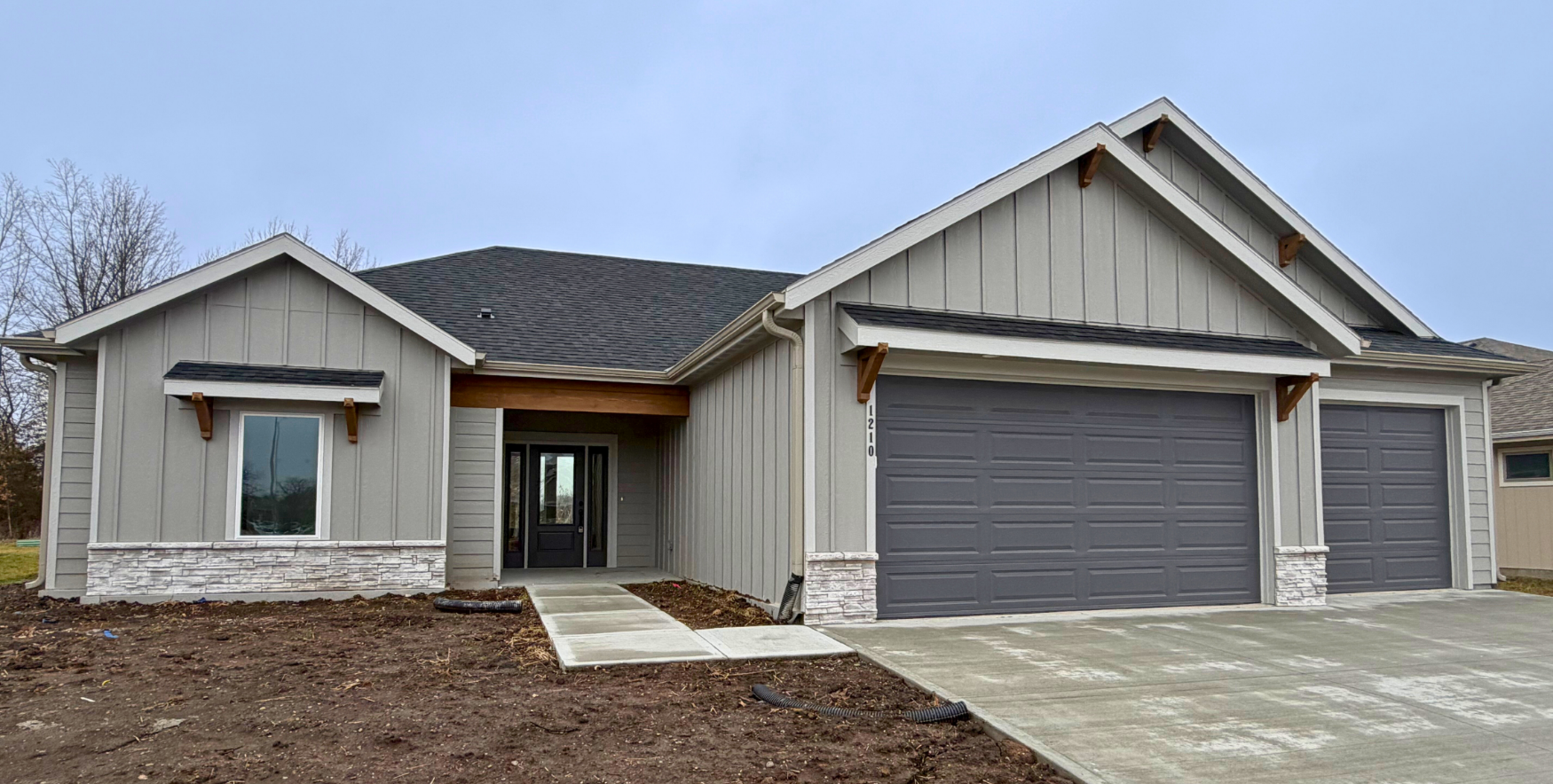 1210 Alexander Ct front